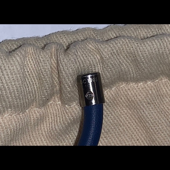 Louis Vuitton “Bull it” bracelet Blue calf Leather - Picture 6 of 7